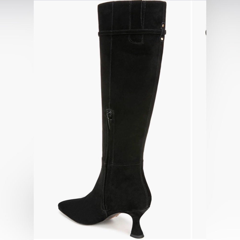 Sam Edelman
Lyla Knee
High Boot
Color: Black Suede
Width: M
Size: Wide Calf - Picture 2 of 8